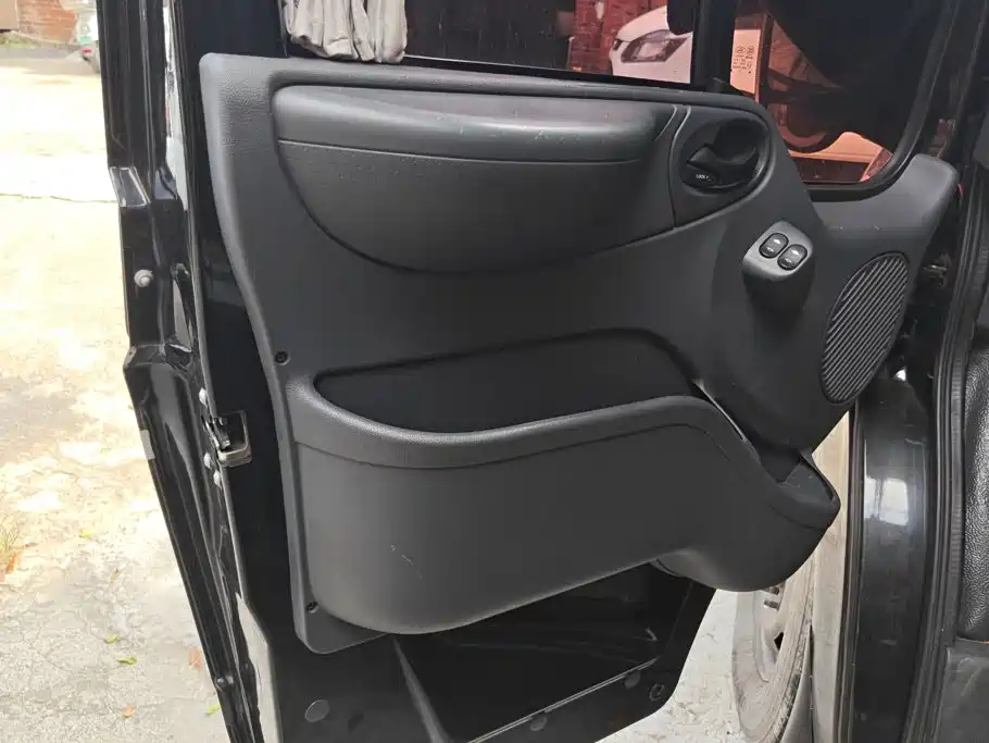 Фото 7 - Ford New Generation Transit