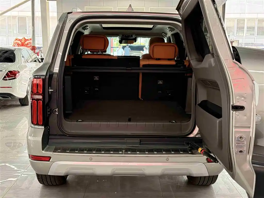 Tank 500 2022 3.0T Sport Edition Zaojing 5-Seater фото 32