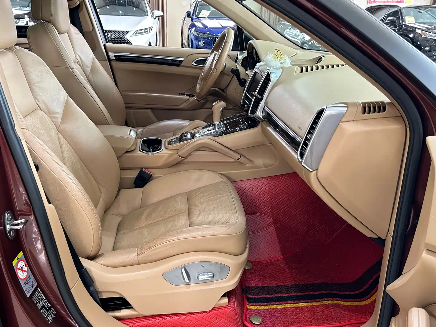 Porsche Cayenne 2011 Cayenne 3.0T фото 17