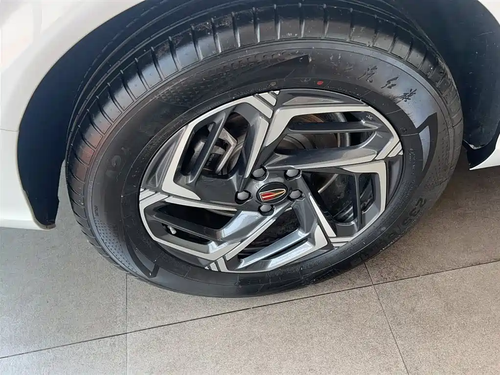 Hongqi HS3 2023 1.5T 2WD Virtue Edition фото 13