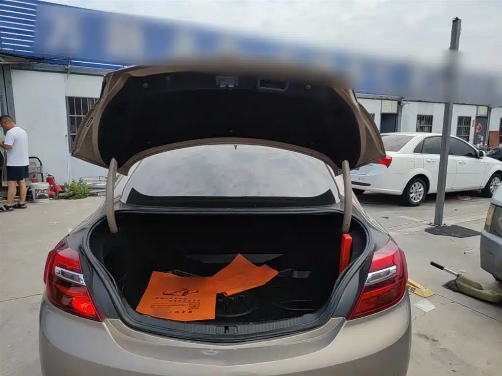 Buick Regal 2015 1.6T Leading Tech Edition фото 19