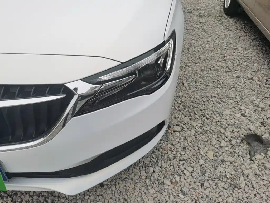 Buick GL6 2022 2021 323T Mild Hybrid Connected Luxury