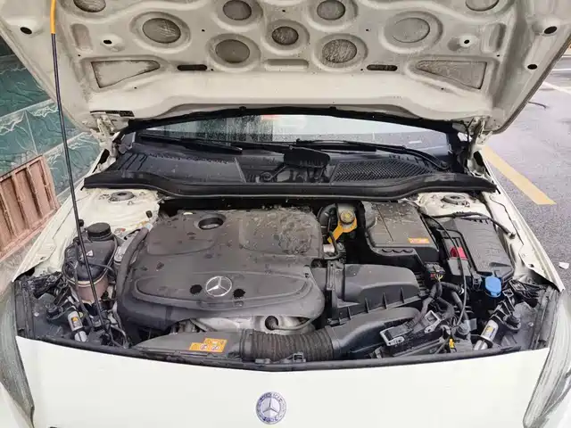 Mercedes-Benz A-Class (Import) 2015 A 180 — фото 3