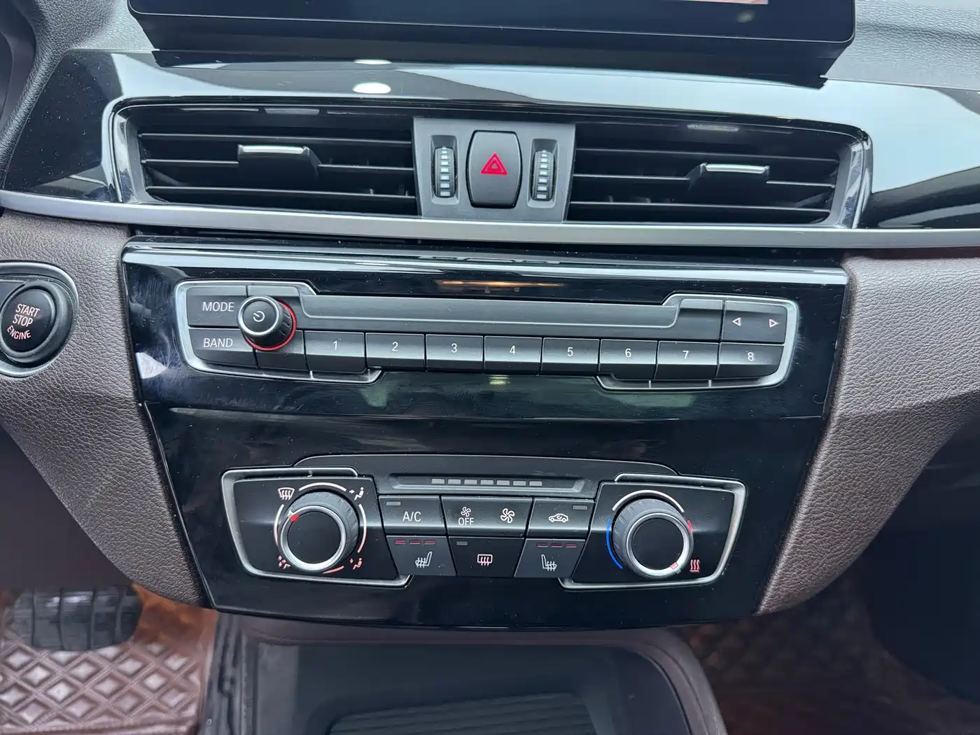 BMW X1 2022 sDrive20Li Fashion фото 14
