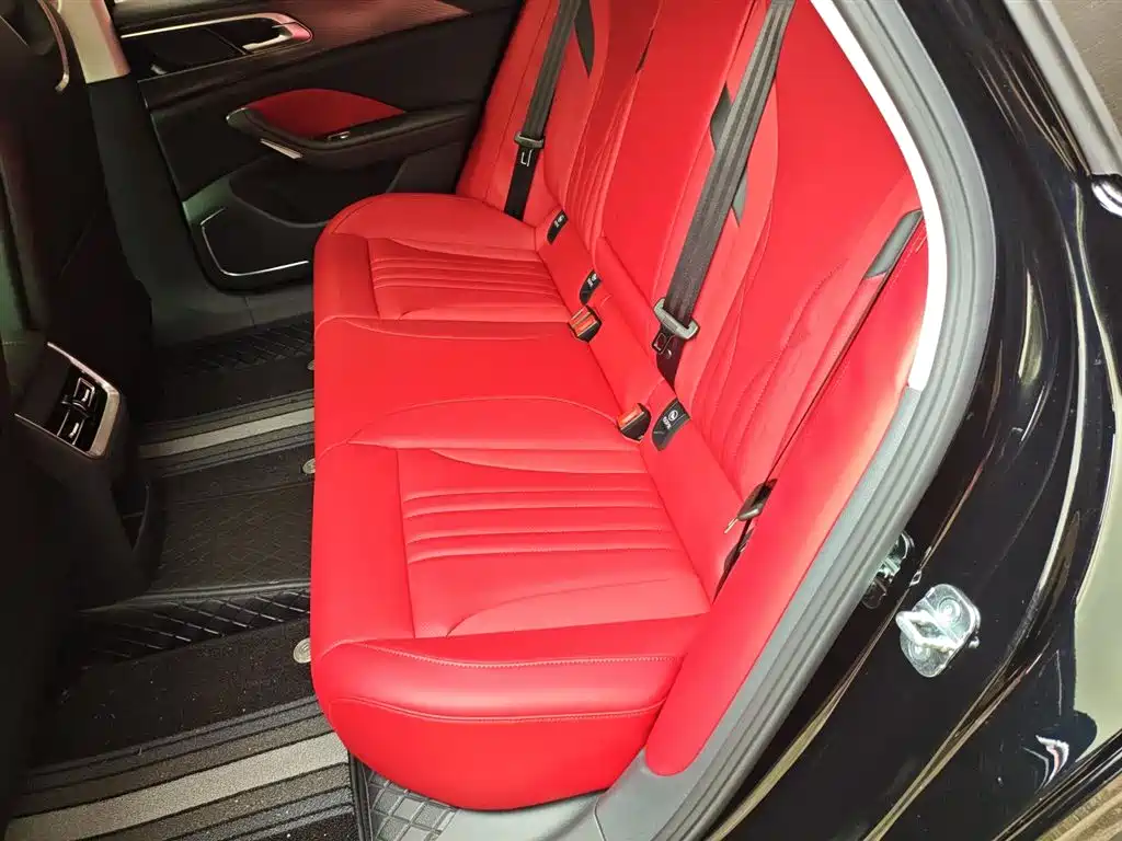 Hongqi H6 2025 Model 2.0T Beauty Edition фото 13