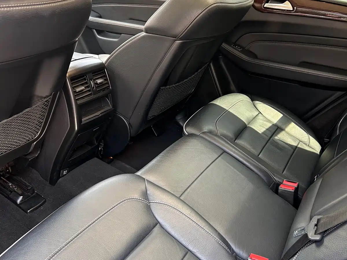 Mercedes-Benz M-Class 2014 ML 400 4MATIC Luxury фото 5