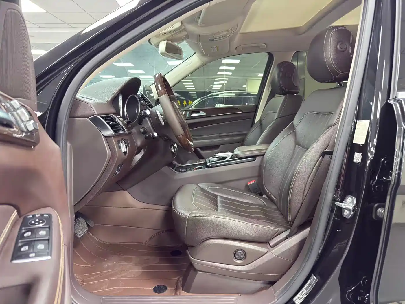 Mercedes-Benz GLS 2018 Facelift GLS 400 4MATIC Sport фото 11