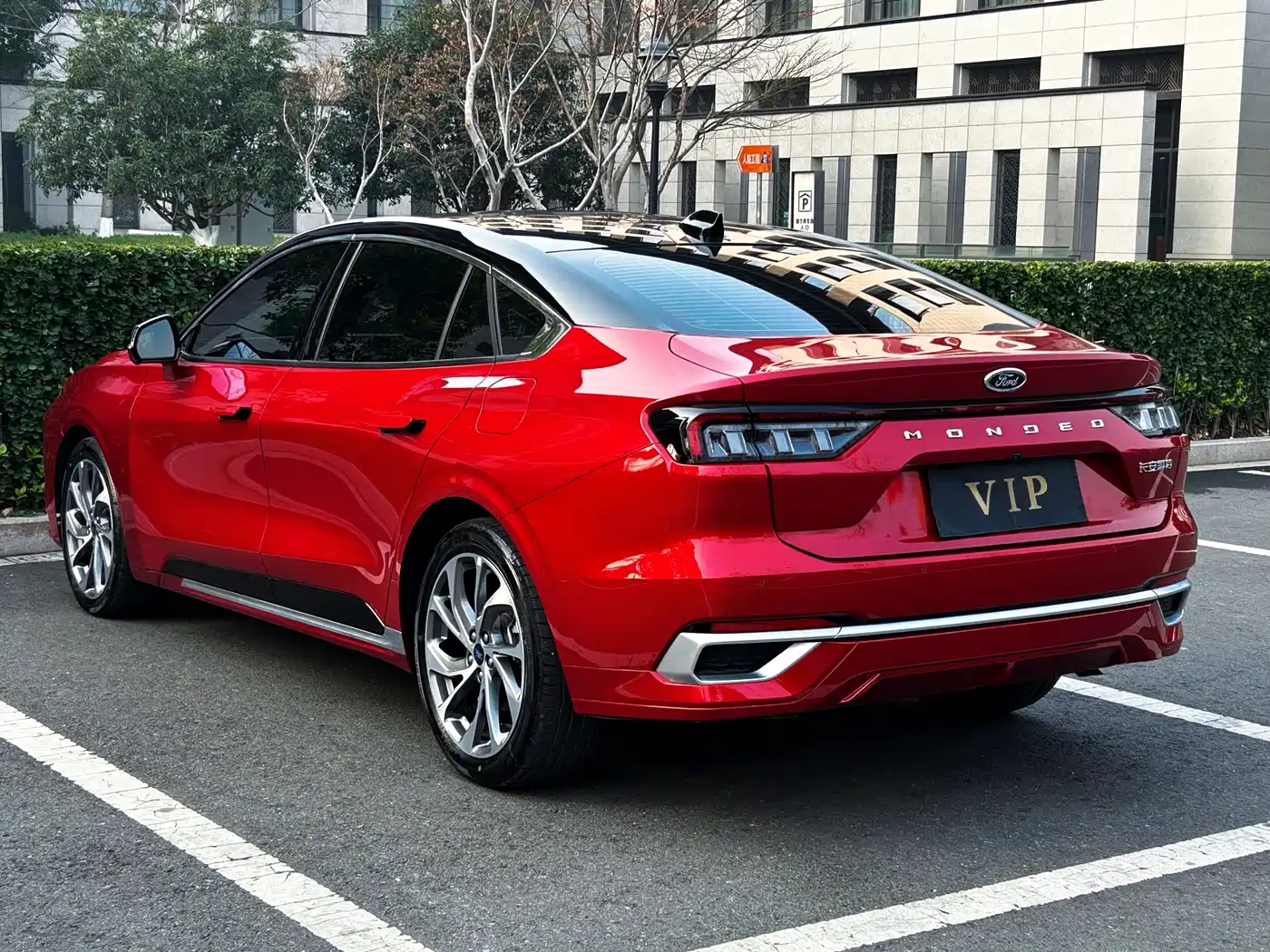 FORD MONDEO