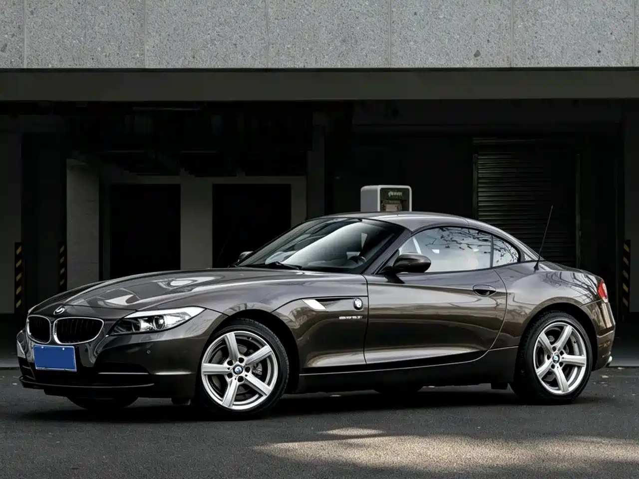 BMW Z4 2011 2009 sDrive23i Premium
