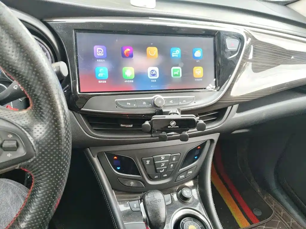 Фото 6 - Buick Envision Plus