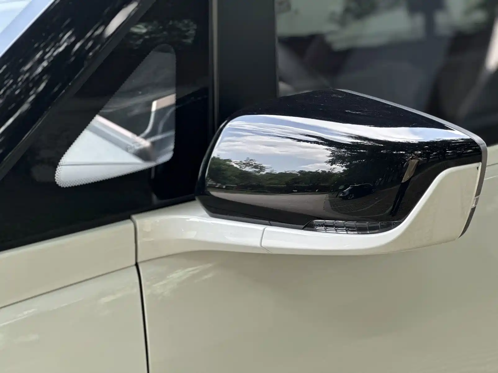 Фото 7 - Wuling Motors Wuling NanoEV