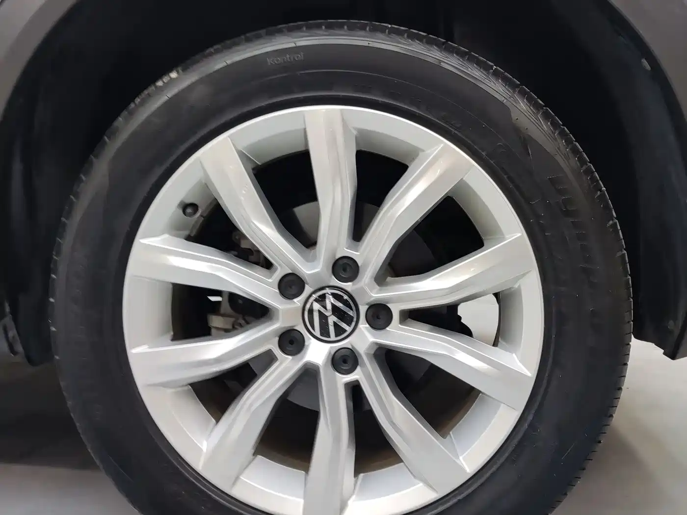 Volkswagen T-ROC 2022 280TSI DSG 2WD Elite PLUS фото 15