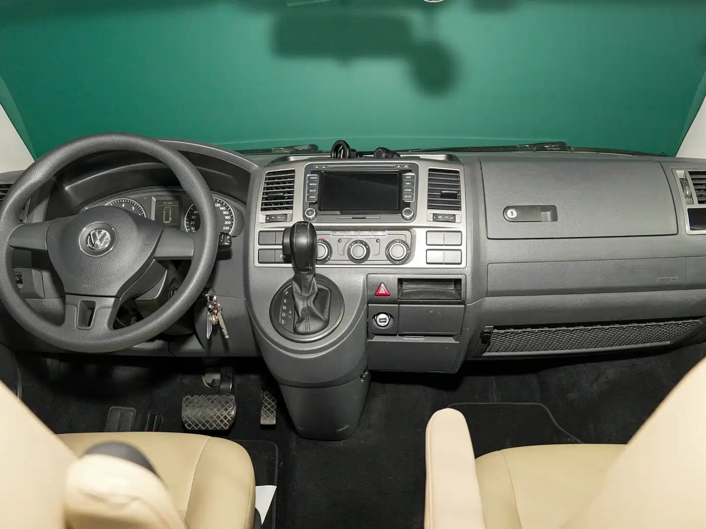 Volkswagen Caravelle 2014 2.0TSI 4WD Comfort Edition фото 31