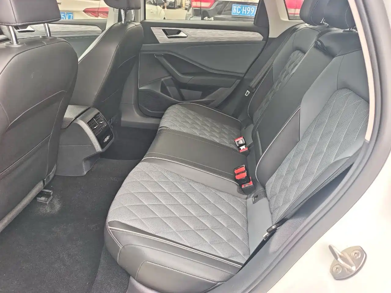 Volkswagen Sagitar, миниатюра 5