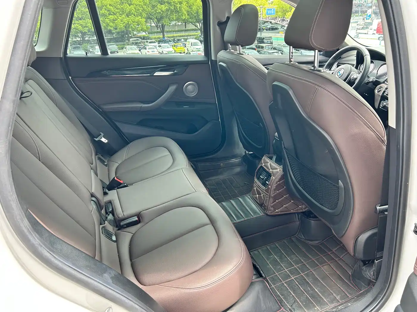 BMW X1 2022 sDrive25Li Leading фото 18