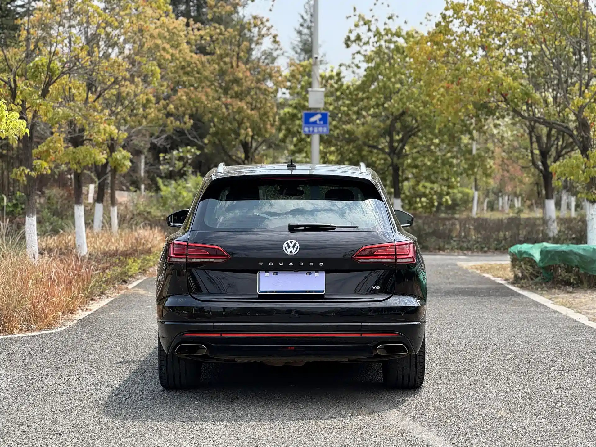 Фото 4 - Volkswagen Touareg