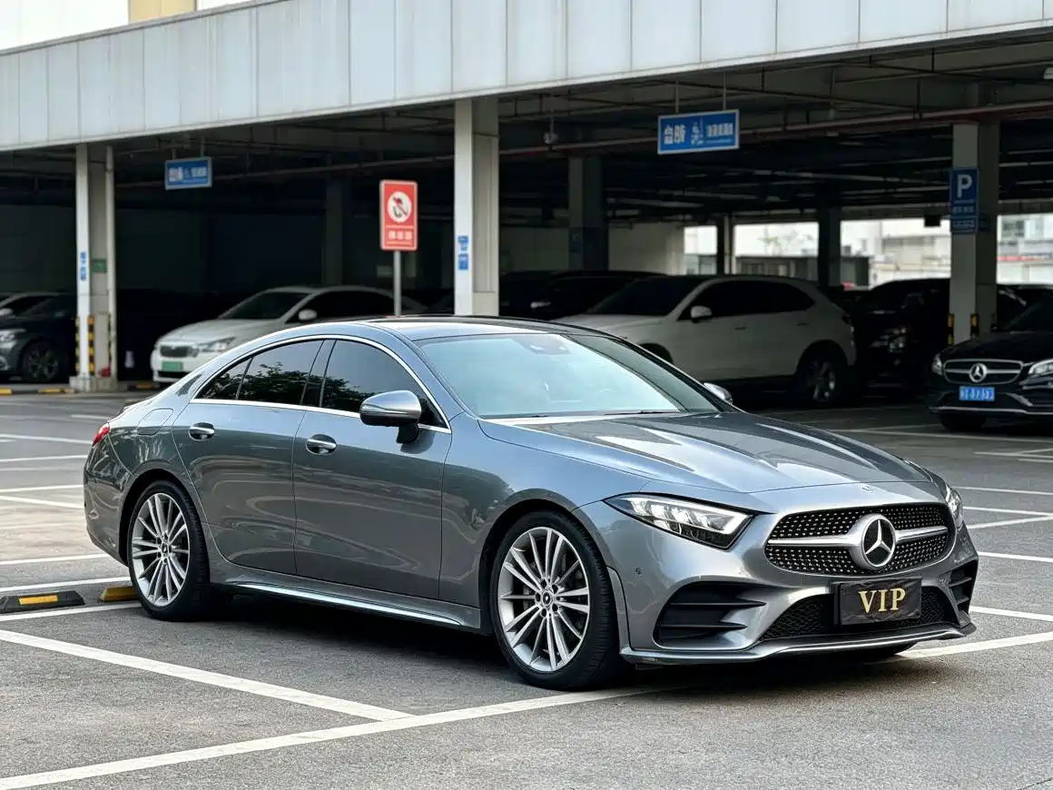 MERCEDES-BENZ CLS