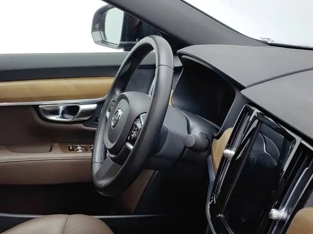 Volvo S90 Plug-in Hybrid 2021 2021 T8 E-Drive Hybrid Zhiyi Luxury Edition