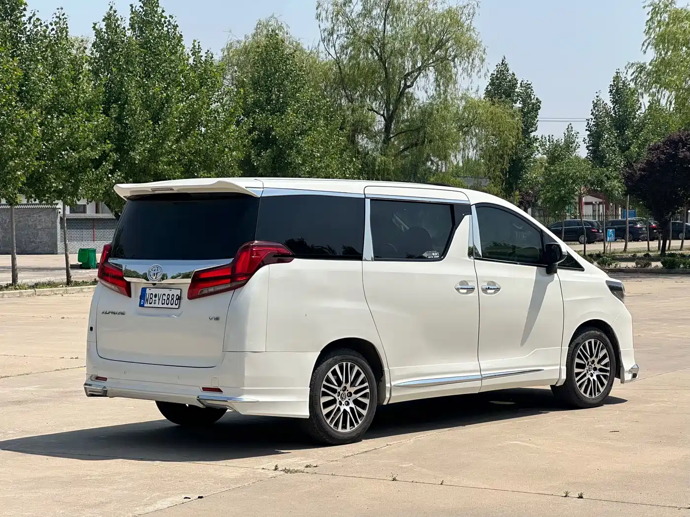 Toyota Alphard 2011 Model 2.4L Luxury фото 6