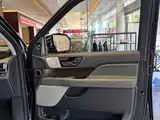 Фото 11 - Lincoln Navigator