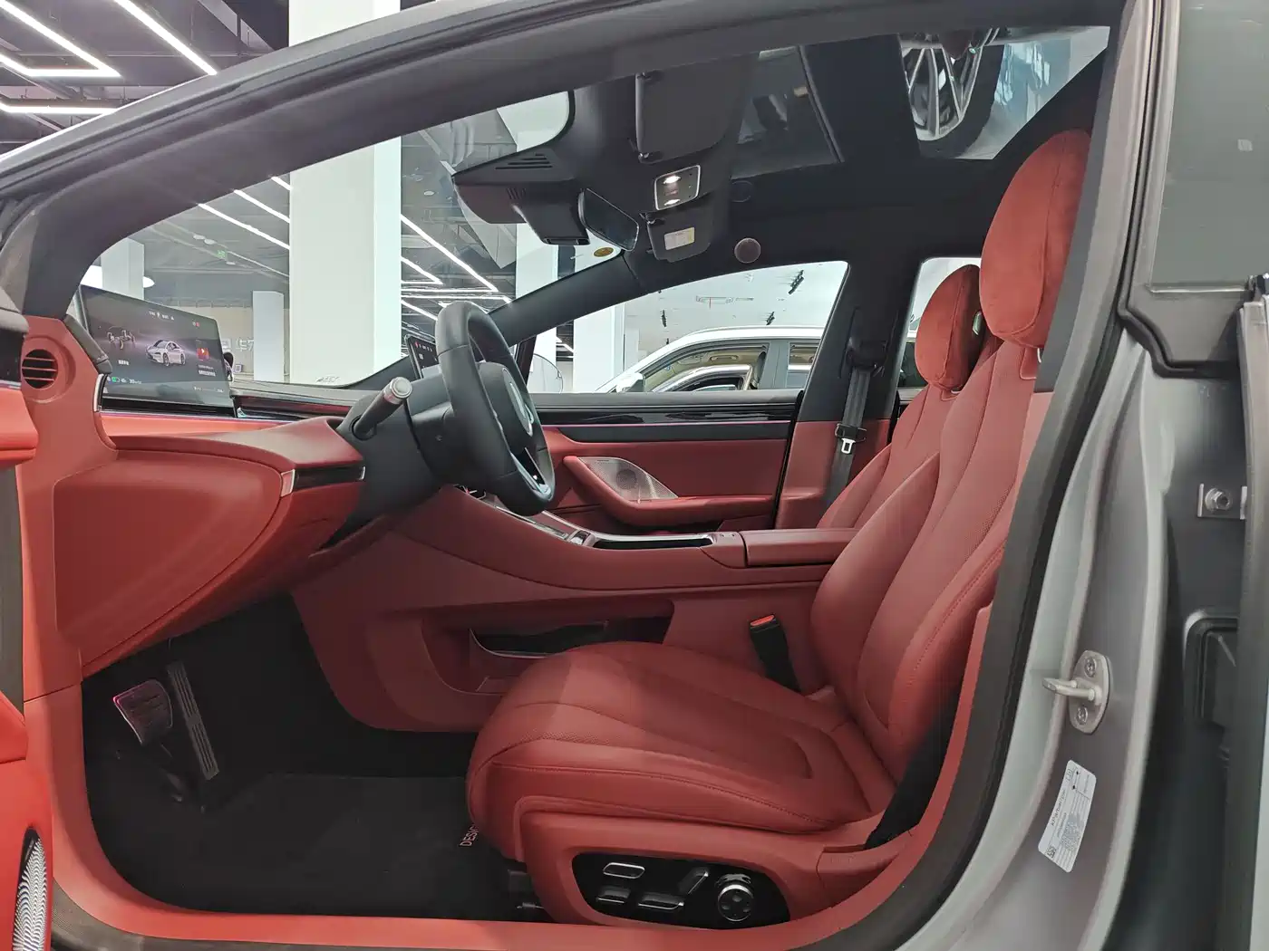 Zhijie S7 2025 2025 703km Ultra Sport Edition