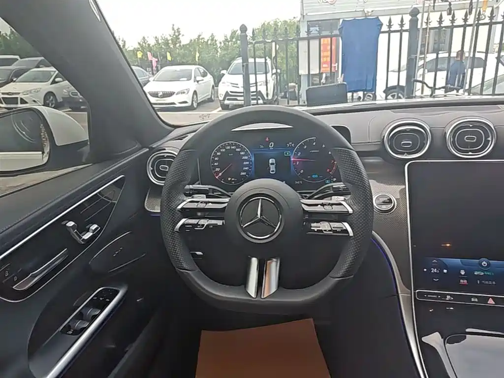 Mercedes-Benz C-Class 2022 Facelift C 260 L Sport фото 11