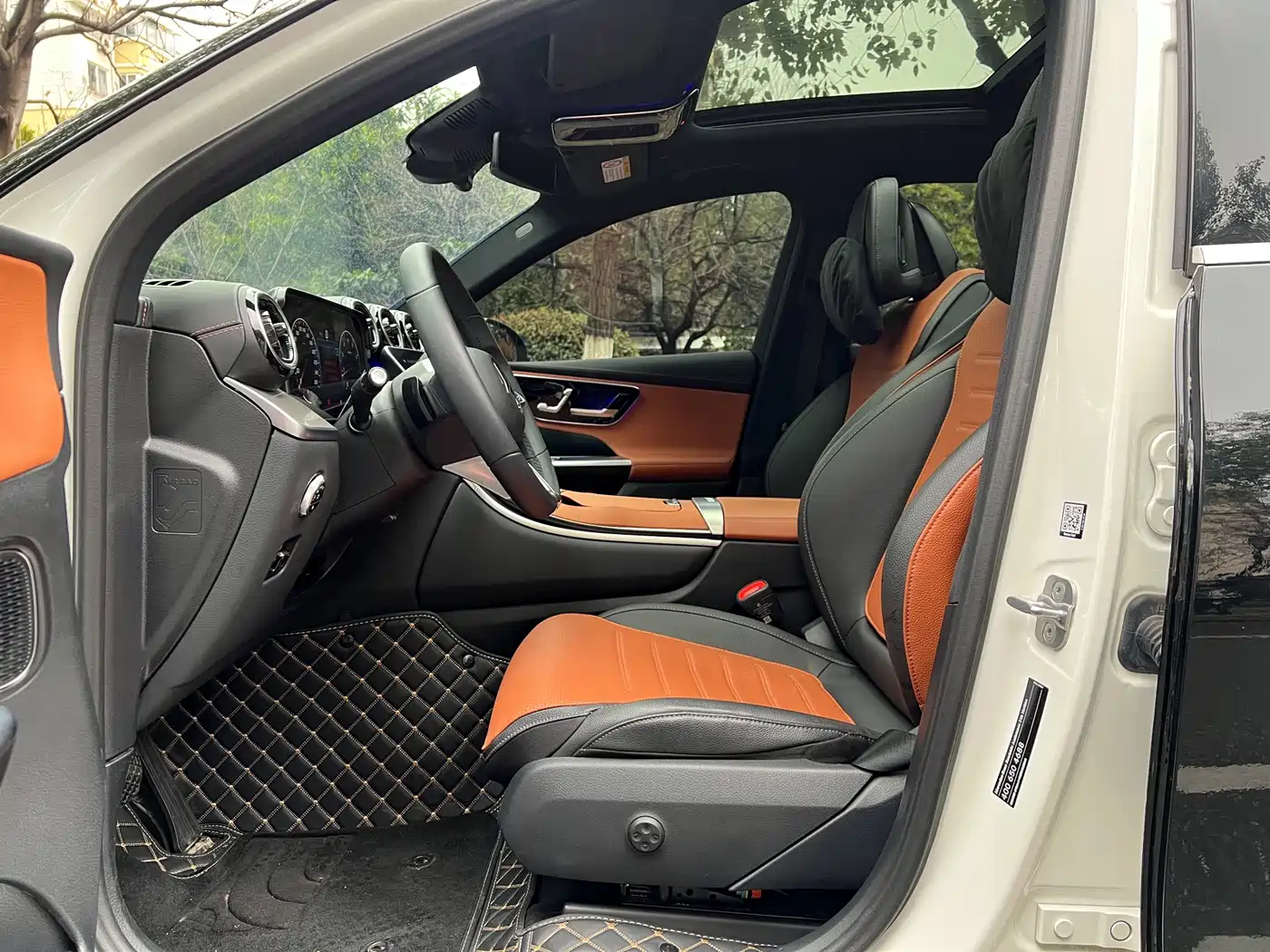 Mercedes-Benz GLC 2023 GLC 260 L 4MATIC Sport 5-seater фото 7