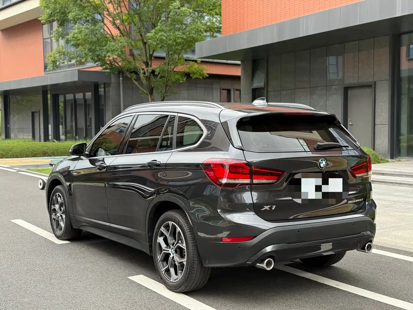 BMW X1 2022 sDrive25Li Leading фото 4