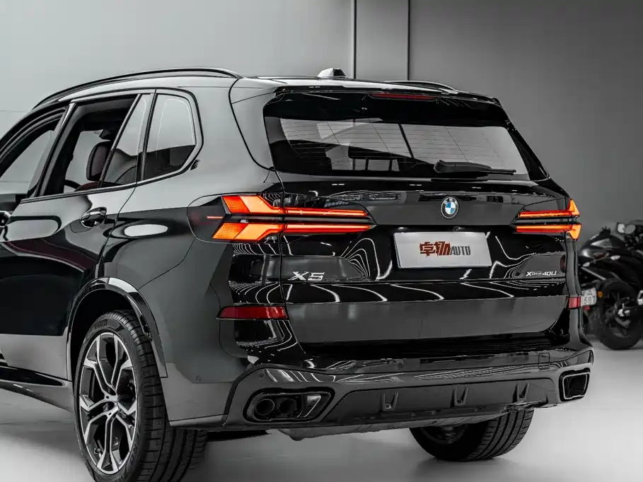 BMW X5 2026 2026 xDrive 40Li M Sport Night Edition Package