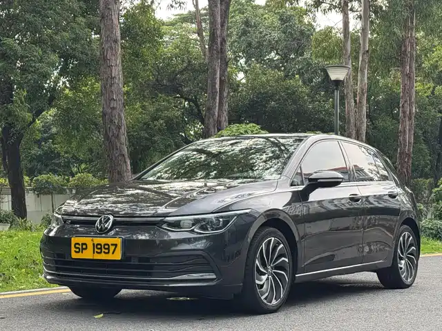 Volkswagen Golf 2020