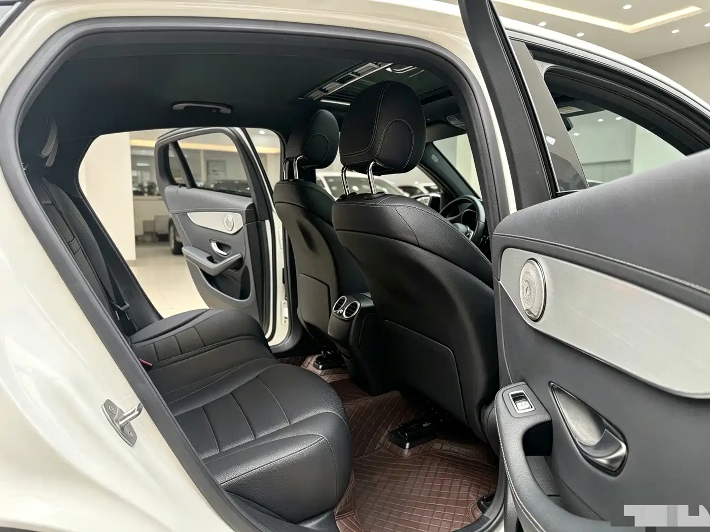 Mercedes-Benz GLC Coupe 2021 2021 GLC 300 4MATIC Coupe SUV