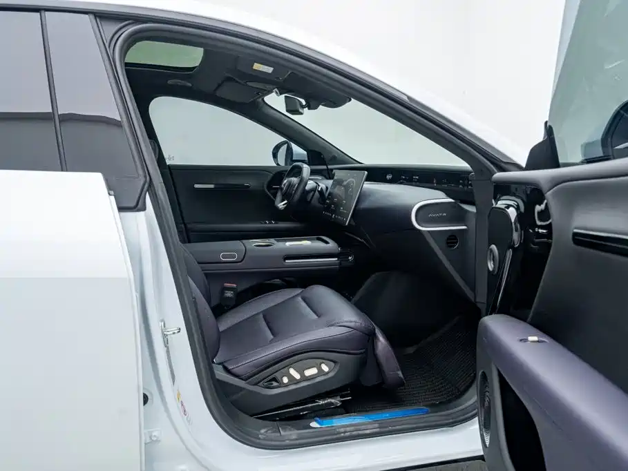Avatr 07 2025 2024 Ultra Pure Electric AWD