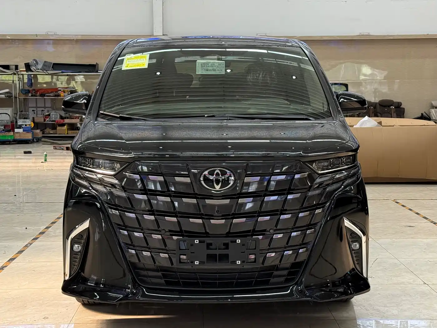 Toyota Alphard 2024 Hybrid 2.5L Ultimate Enjoyment Edition фото 2