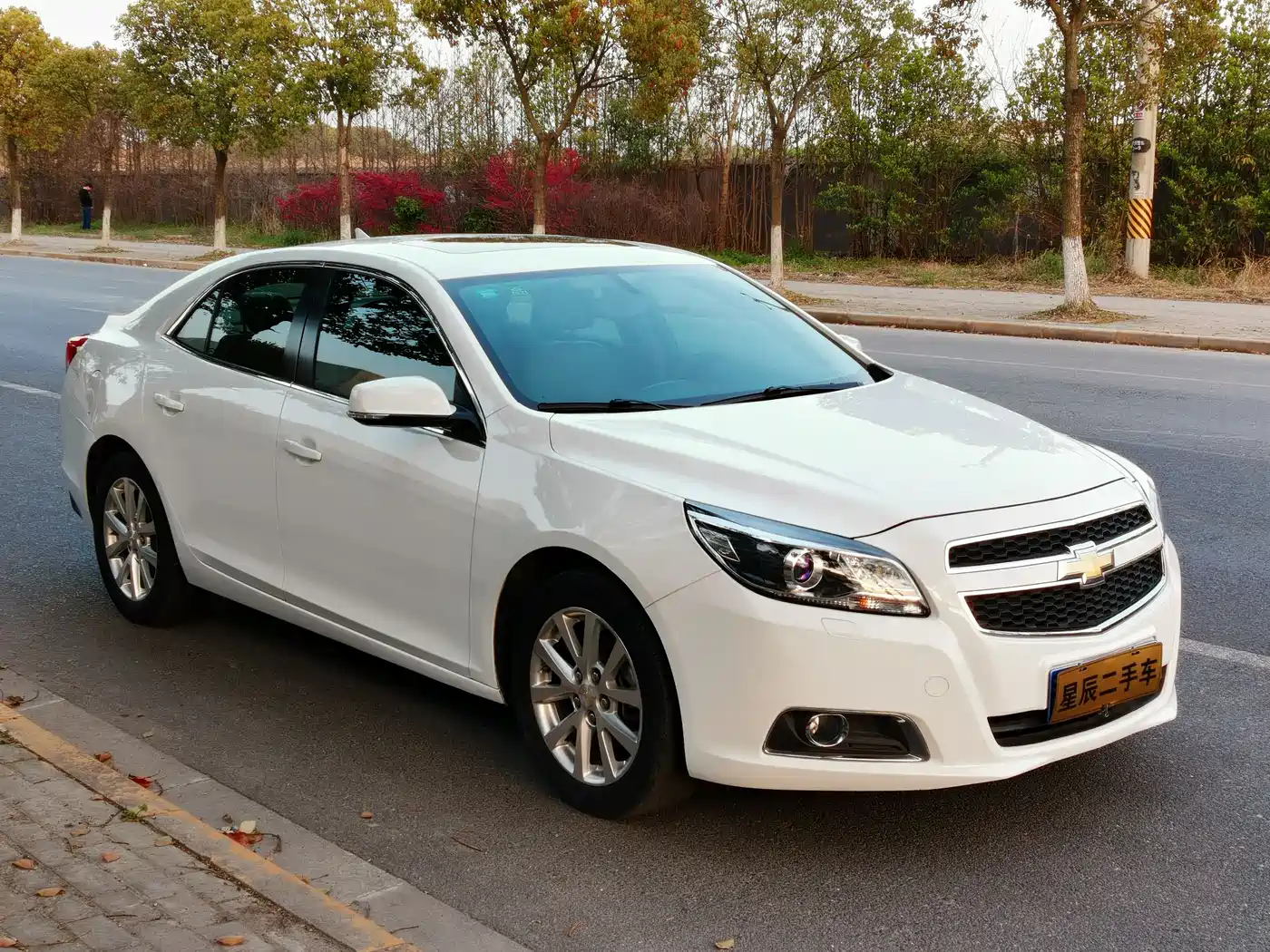 Chevrolet Malibu 2014 2.0L Automatic Luxury фото 4