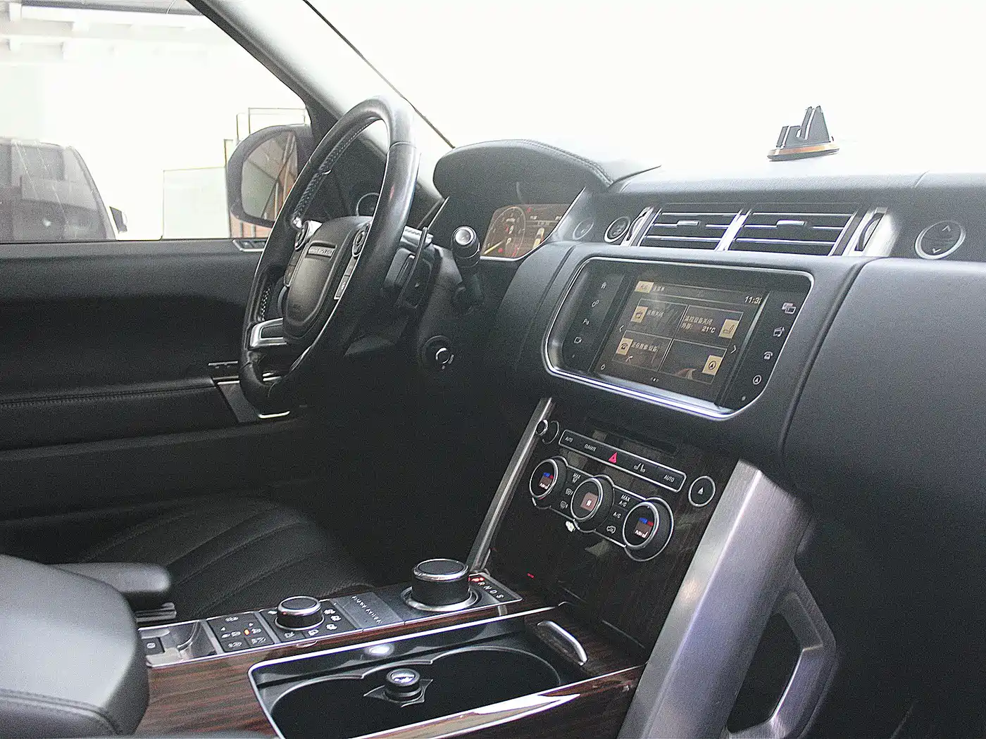 Land Rover Range Rover 2016 3.0 SC V6 Vogue фото 13