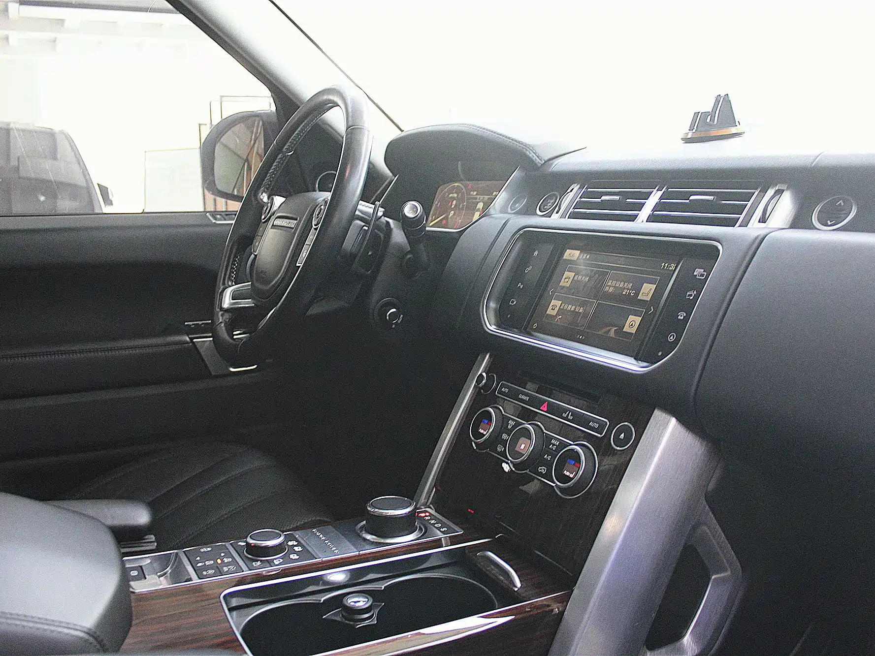 Фото 13 - Land Rover Range Rover