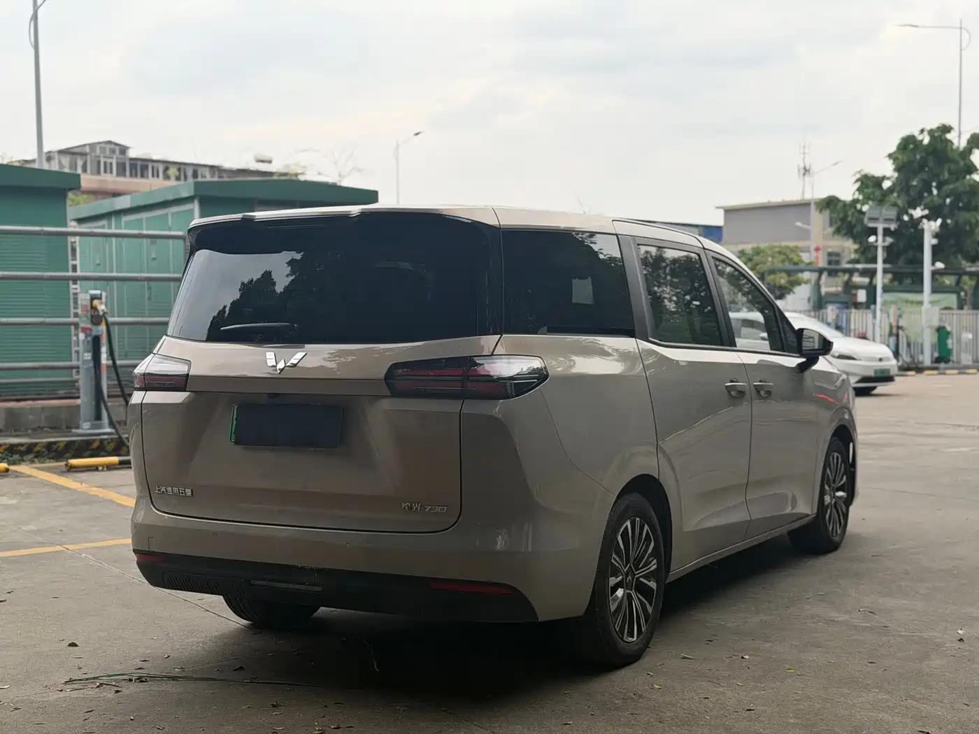 Wuling Motors Xingguang 730 New Energy 2026 2025 Model Pure Electric Base Version