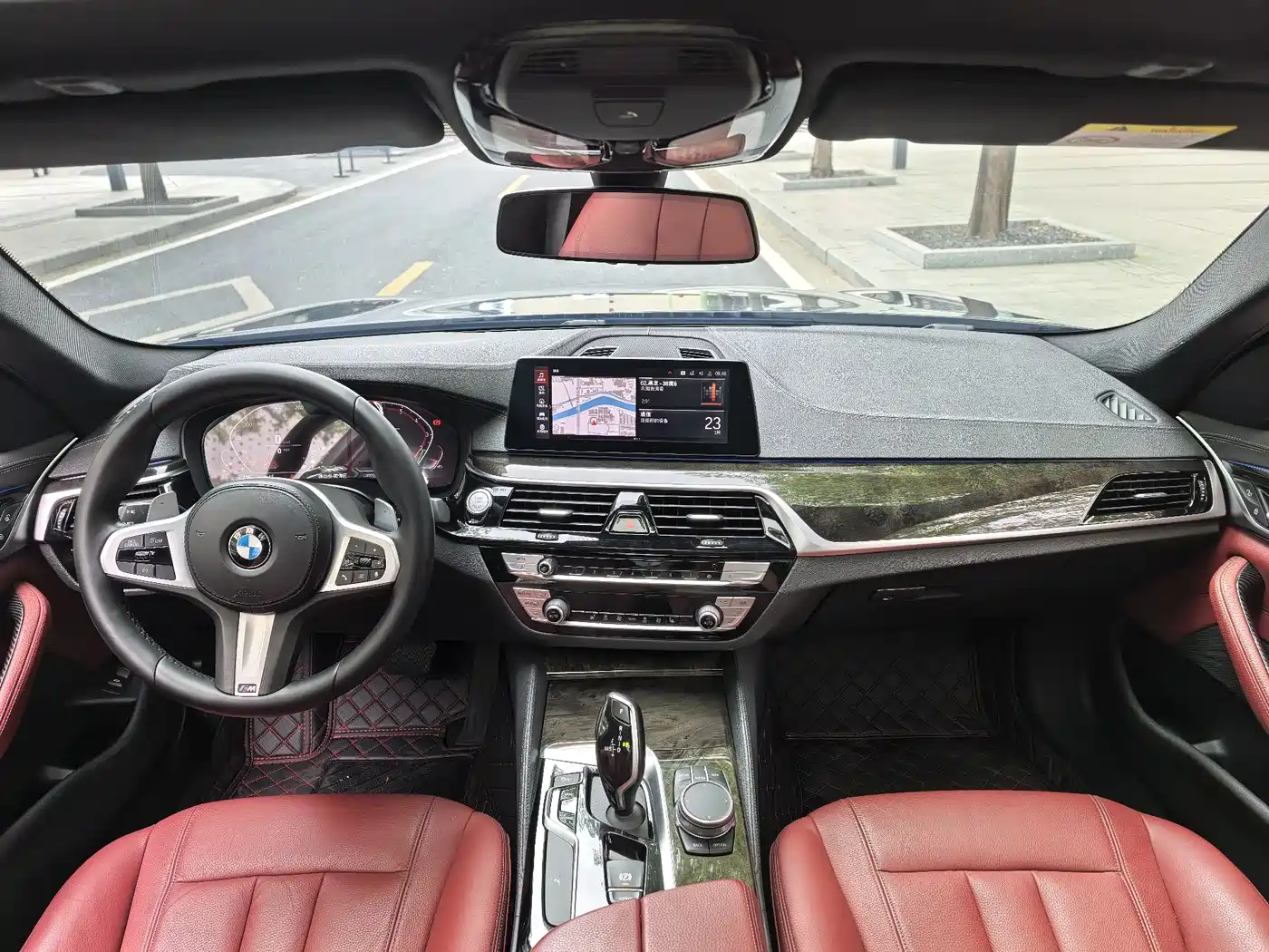 BMW 5 Series 2020 530Li Leading M Sport Package фото 12