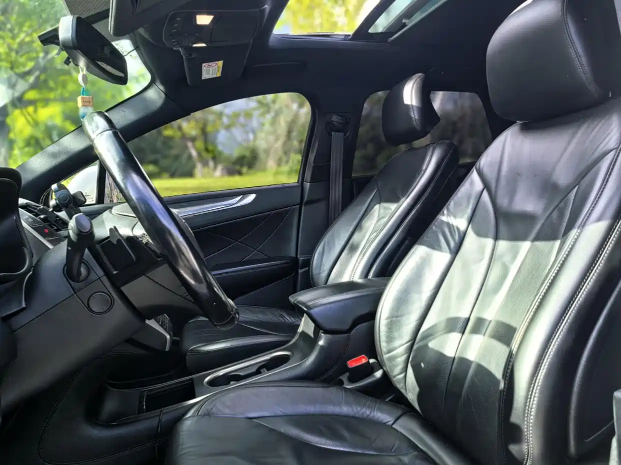 Lincoln MKC 2018 2017 2.0T 2WD Exclusive Edition