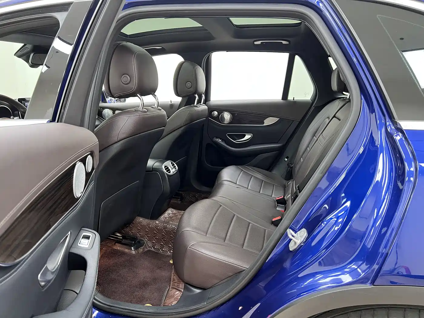 Mercedes-Benz GLC 2018 GLC 260 4MATIC Luxury фото 15