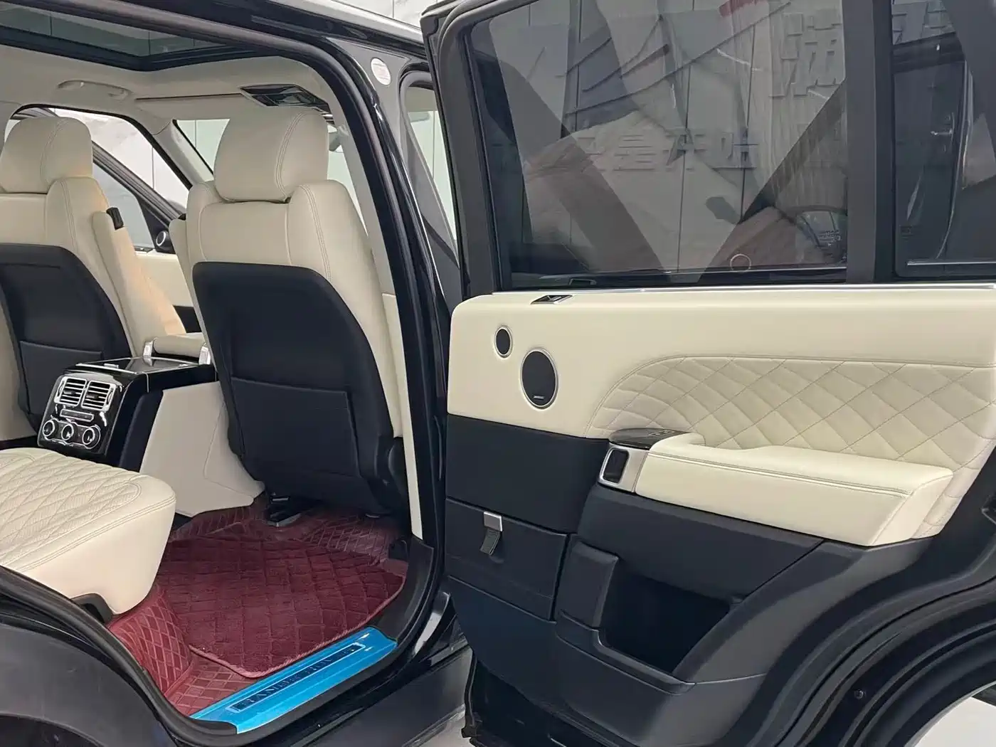 Land Rover Range Rover 2016 3.0 SC V6 Vogue LWB фото 11