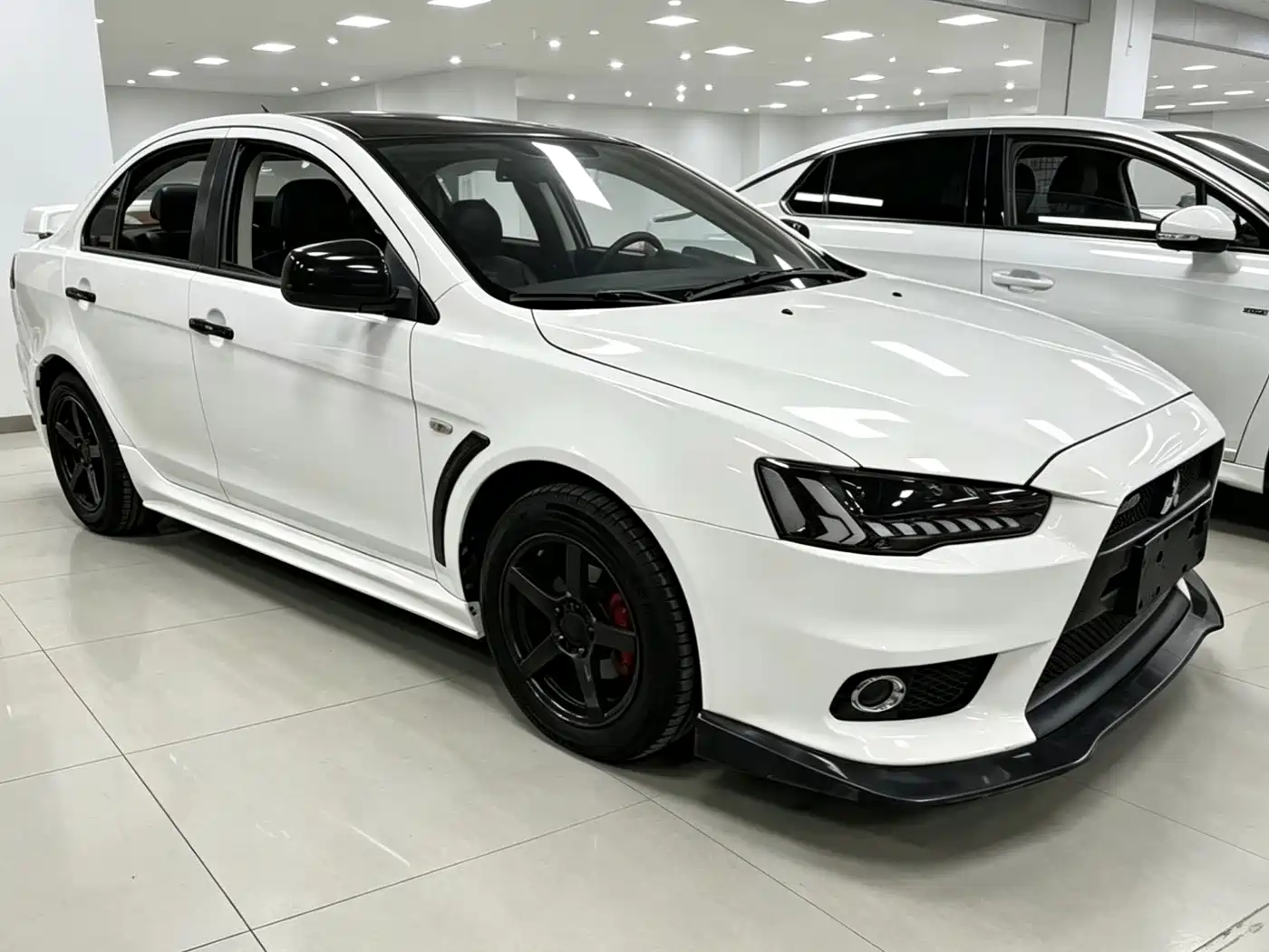 Mitsubishi Lancer EX 2015 1.6L Manual Fashion фото 3