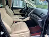 Фото 7 - Toyota Vellfire
