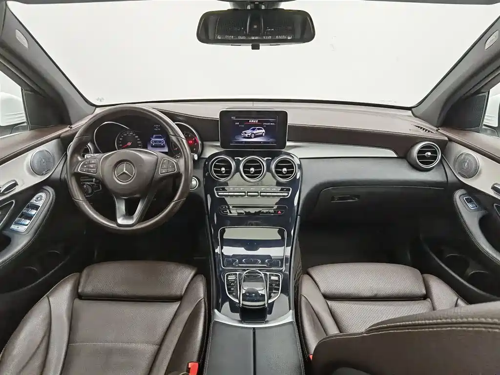 Mercedes-Benz GLC 2017 GLC 200 4MATIC фото 5