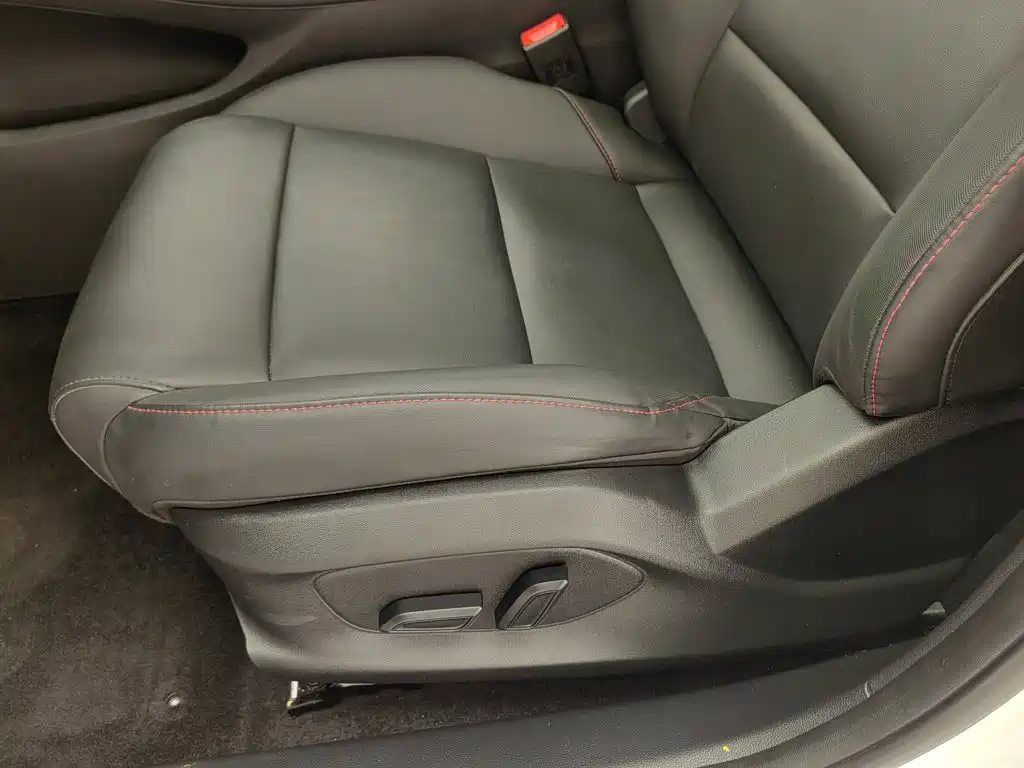 MG MG5 2025 2025 300TGI Global Flagship