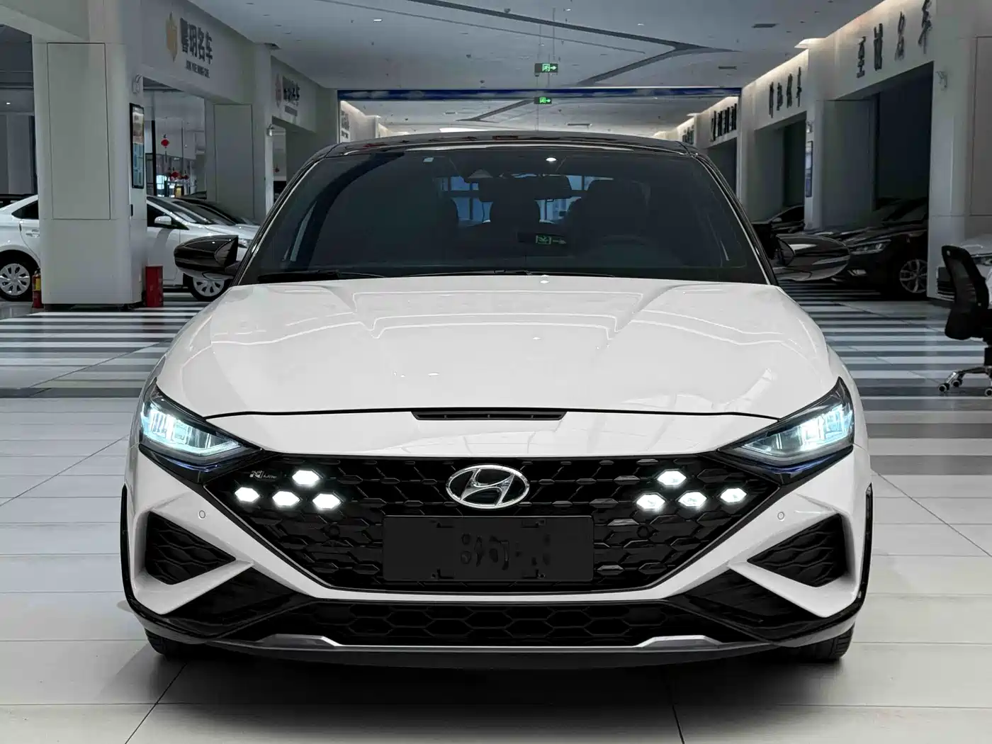 Hyundai Fista 2023 270T N Line DLX Luxury Edition фото 3