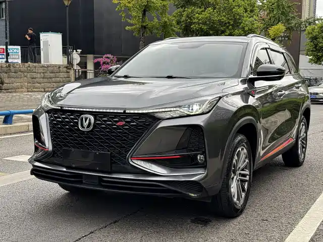 Changan CS75PLUS 1.5T, автомат, Премиум