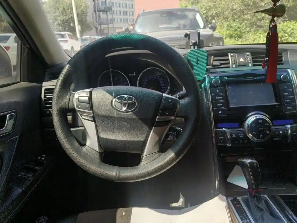 Toyota Reiz 2016 2013 2.5V Premium Edition