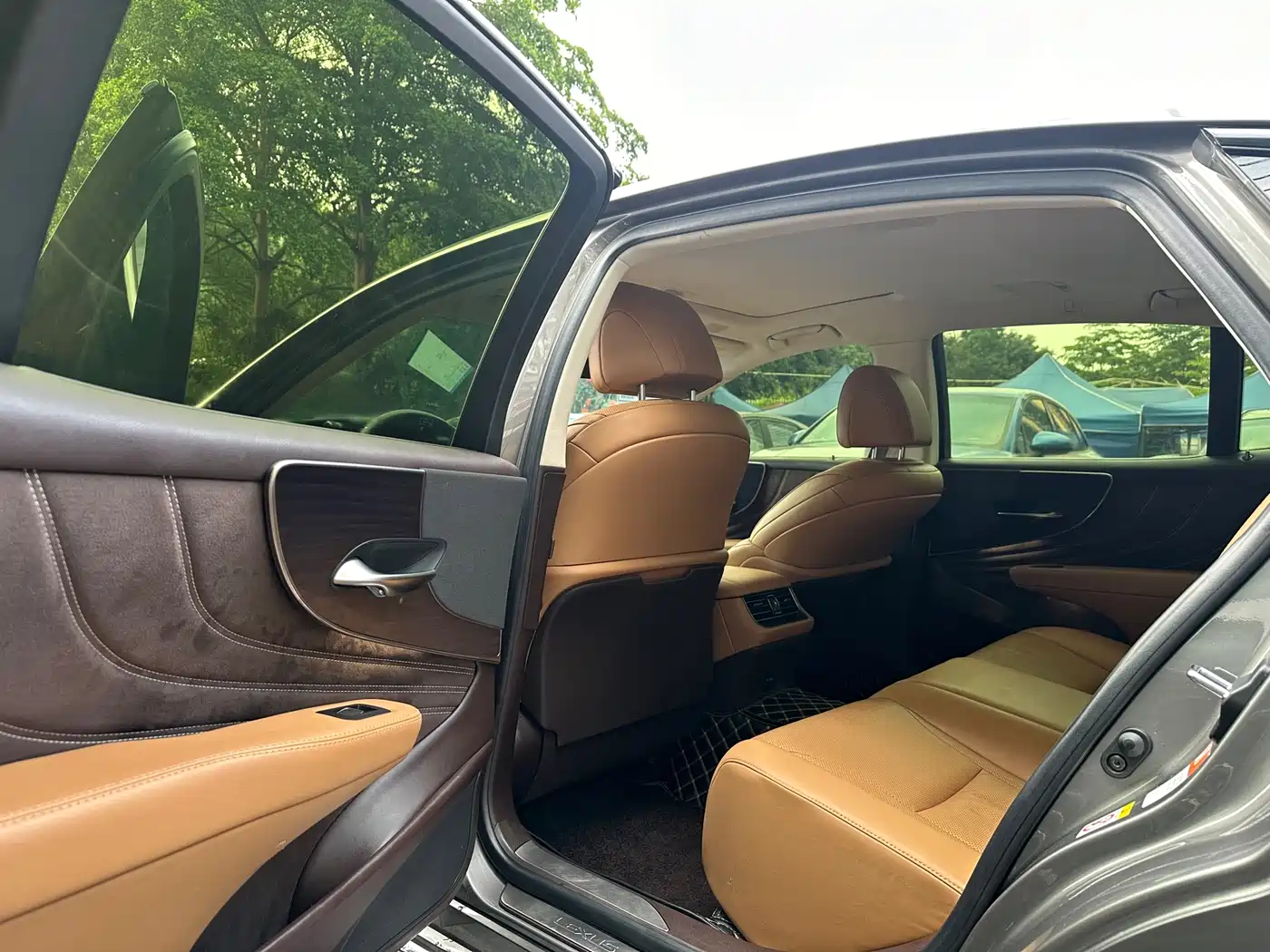 Lexus LS 2018 350 Excellence Edition China V фото 6