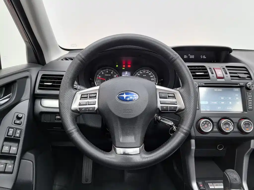 Фото 11 - Subaru Forester